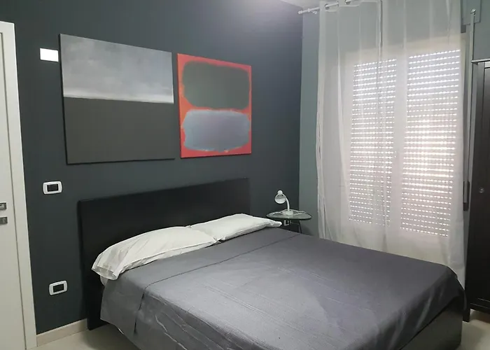 住宿加早餐酒店 Colors 塞利亚马里纳