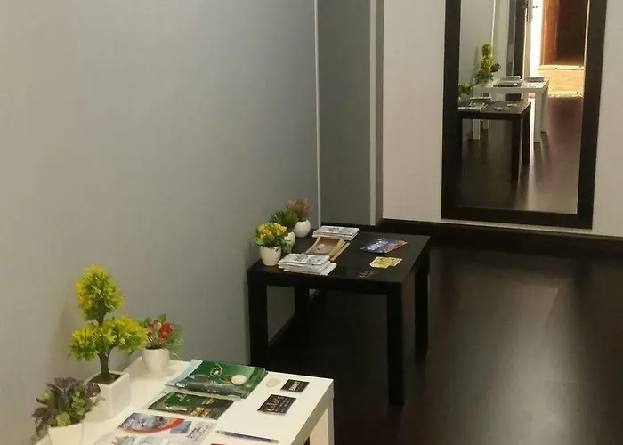 住宿加早餐酒店 Colors 塞利亚马里纳